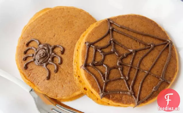 Tortitas de Calabaza con telarañas de Halloween