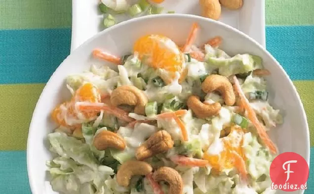 Ensalada de Col Tropical