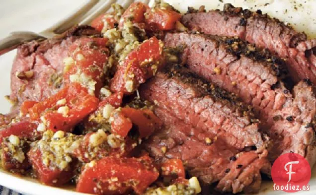 Bistec a la Pimienta con Pesto de Pimiento Rojo Asado
