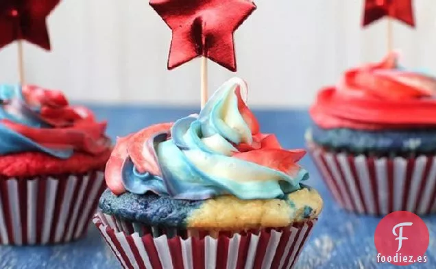 Cupcakes Rojos, Blancos y teñidos con Corbata