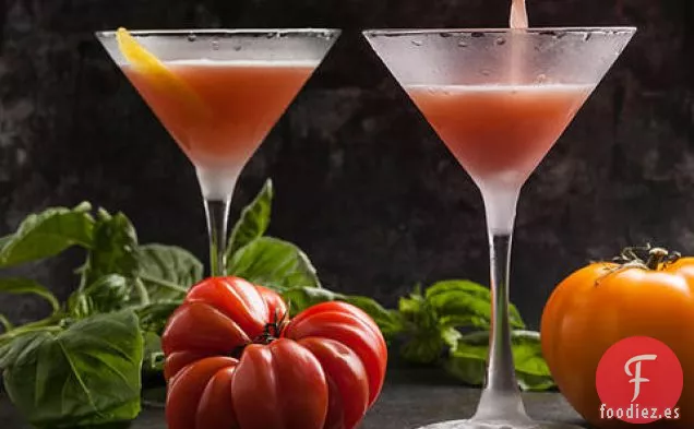 Martini Fresco de Tomate y Albahaca