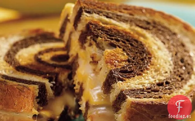 Sándwiches de Queso a La Parrilla de Dos Pisos