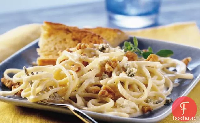 Linguini de Gorgonzola con Nueces Tostadas