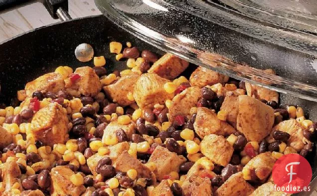 Pollo y Frijoles Fáciles