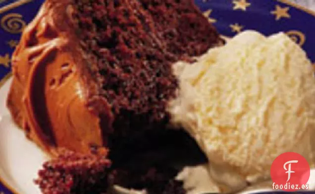 El Mejor Pastel de Chocolate con Glaseado de Caramelo