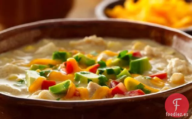 Pollo Blanco Abundante y Chile de Maíz