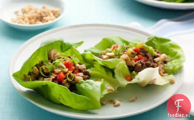 Tazas de lechuga con Tofu y Carne de res
