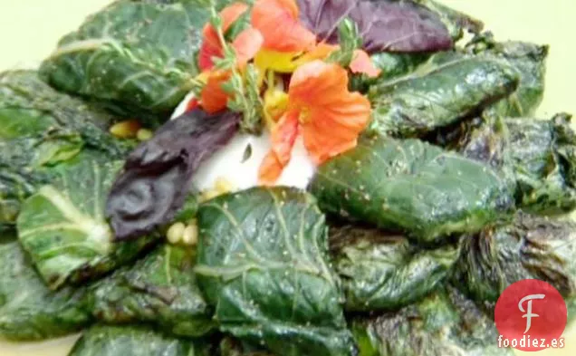 Hojas Romanas de Bacara Ranch a la Parrilla con Jamón, Piñones y Albahaca