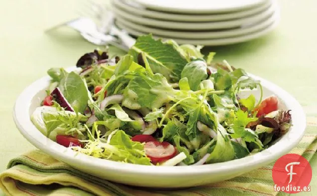 Ensalada Verde Mixta con Vinagreta de Dijon