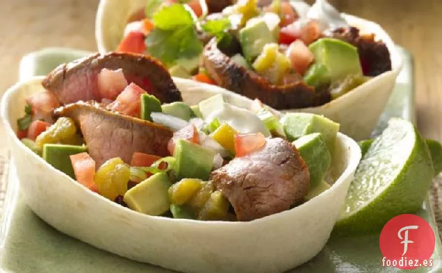 Tacos suaves de Carne Picante y Aguacate Stand ' N Stuff™