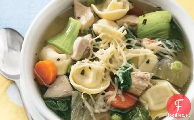Estofado de Tortellini de Pollo y Verduras de Cocción Lenta