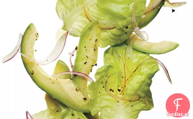 Ensalada de Lechuga Con Mantequilla de Aguacate