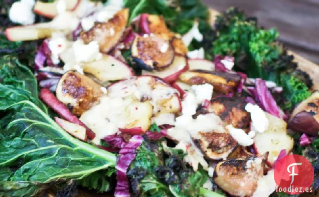 Ensalada de Col Rizada, Higos y Manzanas a la Parrilla