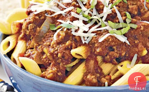 Ragú de Ternera de Cocción Lenta con Penne