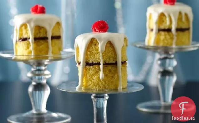 Pilas de Pastel de Mermelada de Rosas Inglesas