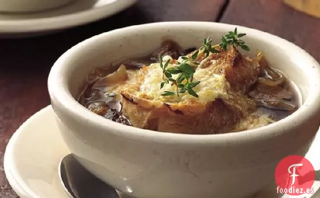 Sopa de Cebolla Francesa Carnosa de Cocción Lenta