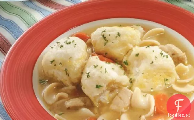 Sopa de Pollo y Albóndigas Fáciles