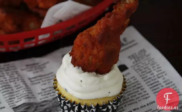 Cupcakes Salados de Pollo Búfalo y Pan de Maíz