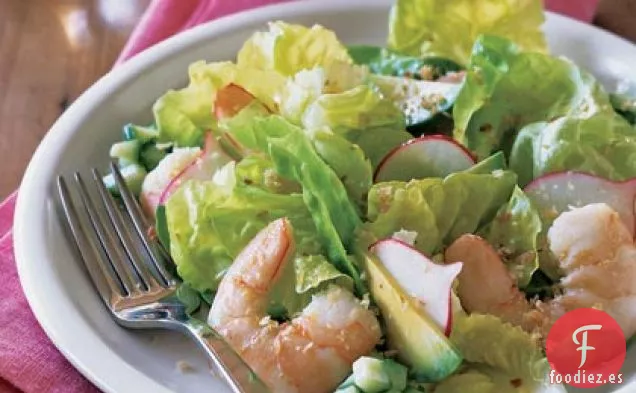 Ensalada de Lechuga Escalfada de Camarones y Mantequilla con Vinagreta de Limón y Naranja
