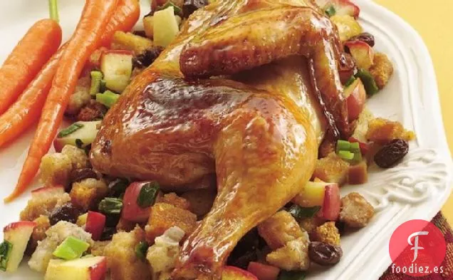 Gallinas de Cornualles con Relleno de Manzana y Pasas