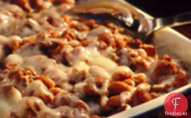 Cazuela de Frijoles y Carne Mexicana