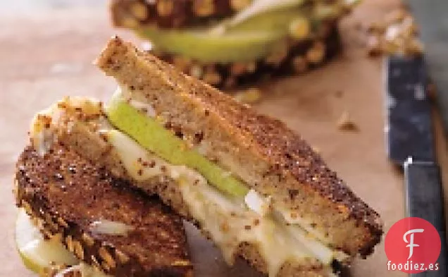 Queso Brie, Pera Y Mostaza A La Parrilla