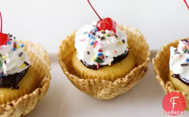 Cupcakes de Helado de Chocolate Caliente