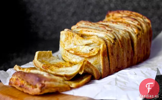 Queso Cheddar, Cerveza Y Mostaza Pan De Centeno Desmontable