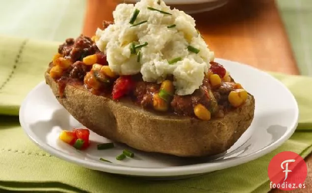 Cáscaras de Patata Molidas con Tapa de Maíz y Carne de Res