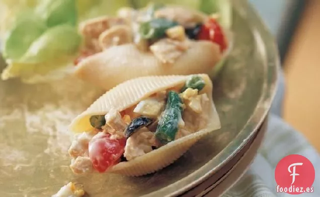 Ensalada de Atún César en Conchas de Pasta