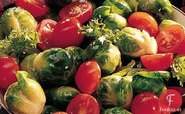 Ensalada de Tomate Cherry y Coles de Bruselas