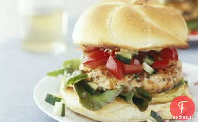 Hamburguesas De Salmón Con Mostaza De Eneldo