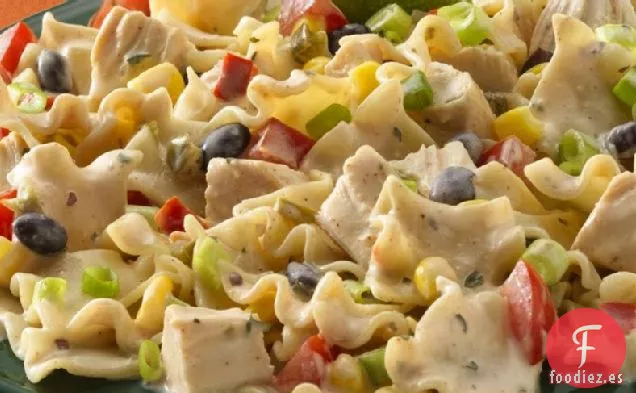 Ensalada de Pollo y Pasta con Chipotle Ranch