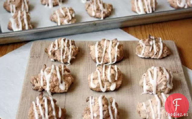Macarrones de Pastel de Zanahoria con Glaseado de Queso Crema de Arce