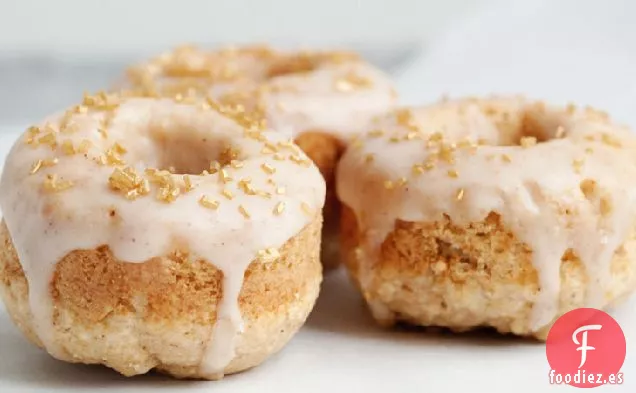 Rosquillas de Especias de Manzana al Horno con Glaseado de Canela