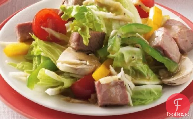 Ensalada de Carne Asada con Pimienta