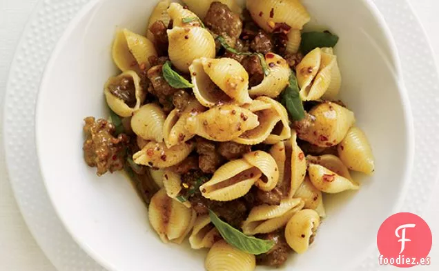 Pasta con Salchicha, Albahaca y Mostaza