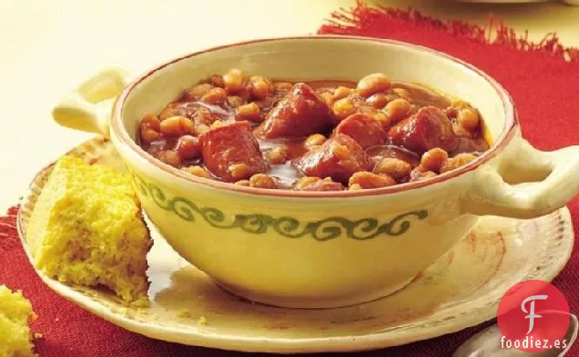Frijoles y Salchichas de cocción lenta