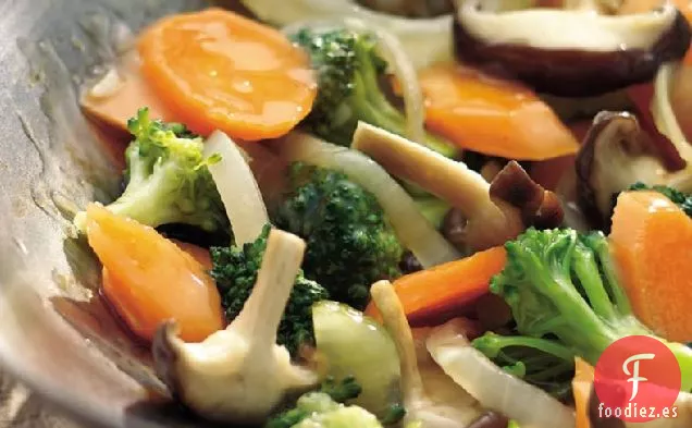 Saltear Brócoli y Zanahorias