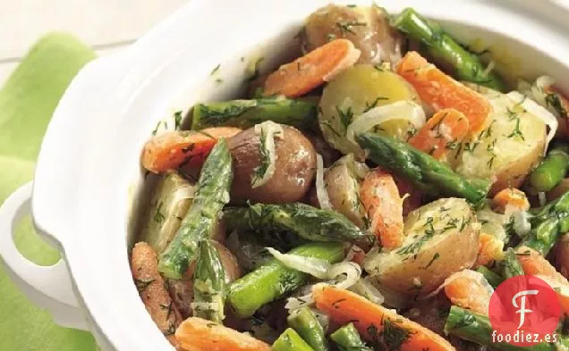 Patatas Nuevas de Cocción Lenta y Verduras de Primavera