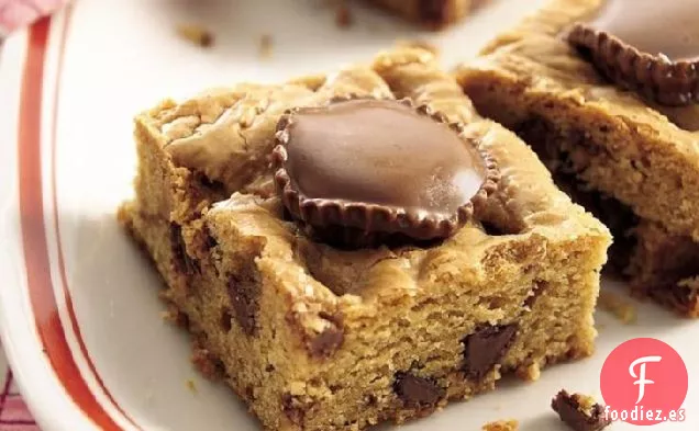 Brownies de Mantequilla de Maní Rellenos de Chocolate