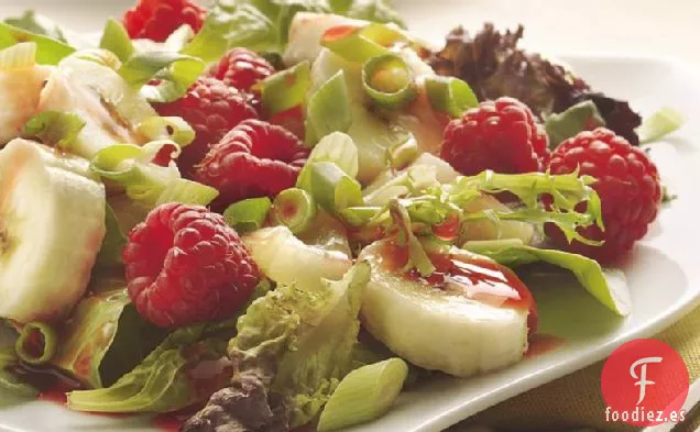 Verduras Mixtas con Aderezo de Frutas y Frambuesas