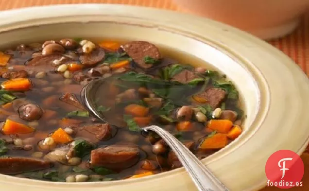 Sopa de Guisantes y Salchichas de Ojos Negros de Cocción Lenta