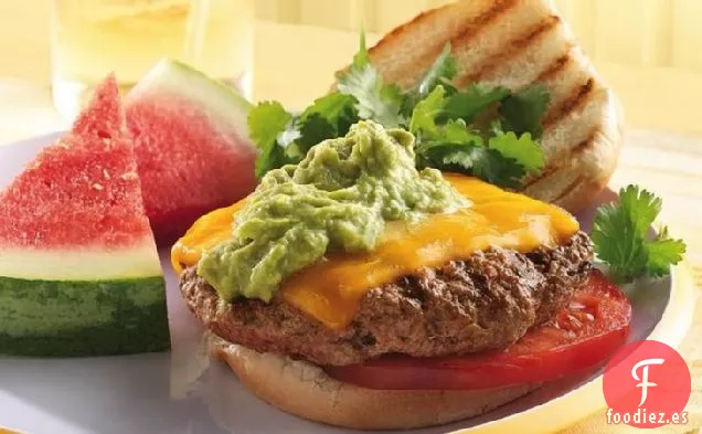 Hamburguesas de Chipotle a la Parrilla con Guacamole