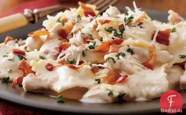 Pollo y Ravioles Carbonara