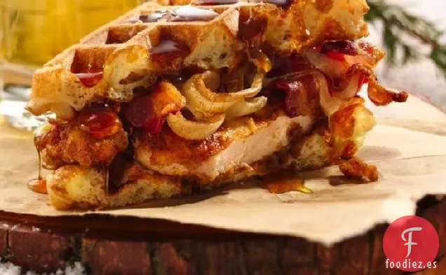 Sándwich de Pollo y Gofres Fritos Mantásticos