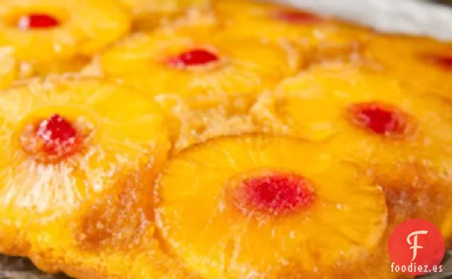 Tarta de Ron Invertida de Piña