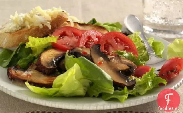 Ensalada de Champiñones Portobello a la Parrilla