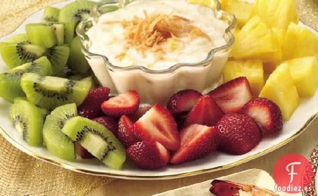 Fruta con Salsa de Piña Colada