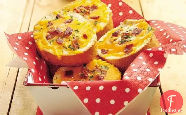 Pan de Tocino y Queso Cheddar a la Parrilla
